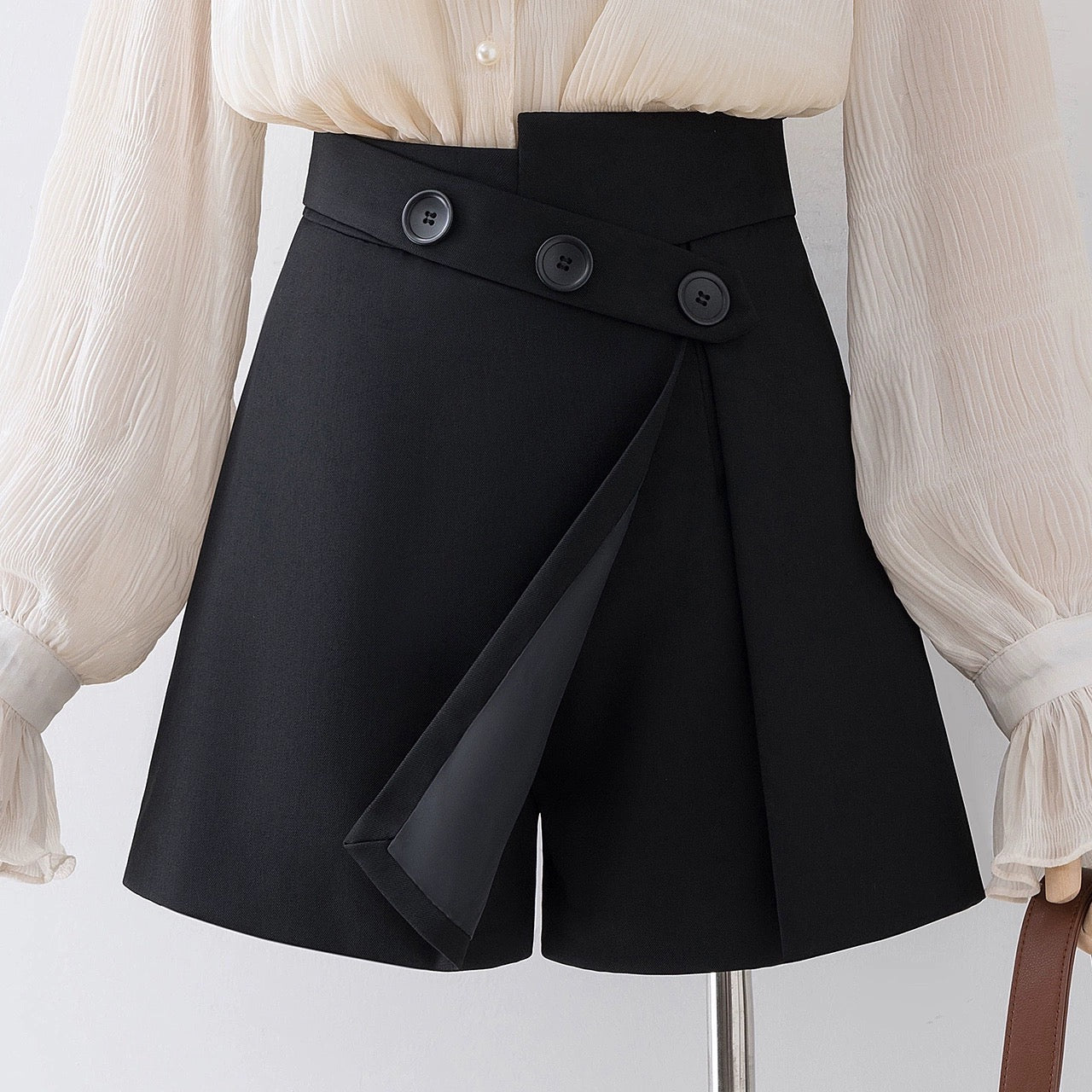 Brown culottes 2023 new high-waist outer boot pants small A-line wide-leg shorts women's autumn and winter temperament