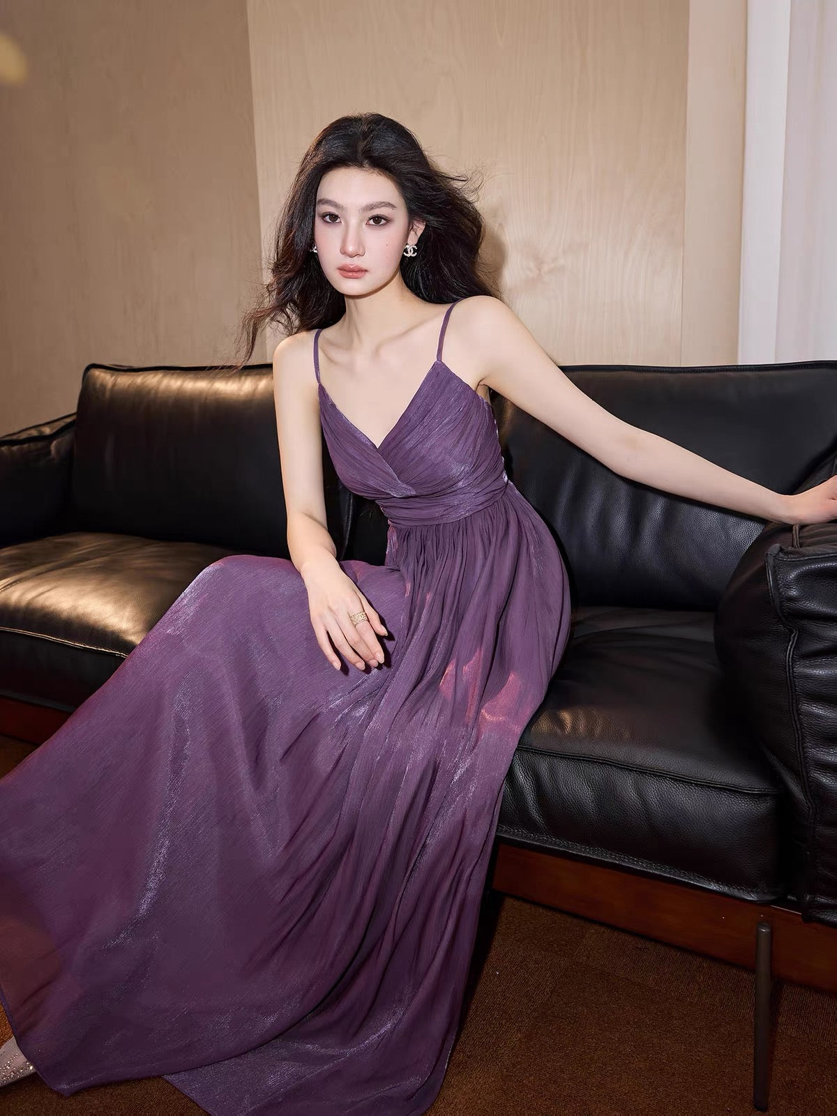 Deeply Customized: Women's Summer Purple Sheer-Style Camisole Maxi Dress – V-Neck, Pleated Waist-Cinching Design, Slimming Fit, Ethereal Style.