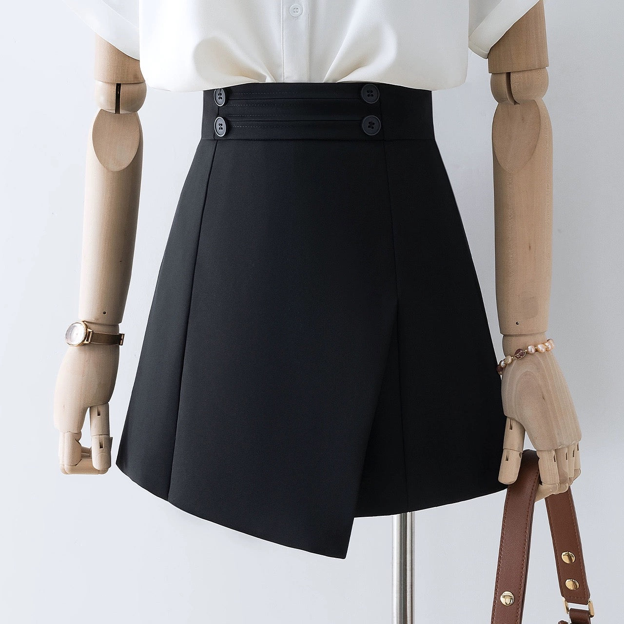 White pants 2023 new high-waist culottes small casual a-line wide-leg suit shorts women's summer slimming