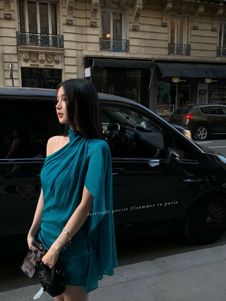 Lattitude/Yang Xiaolu Seine Wind Letter Streamer Blue Halter Neck Floating Sleeve Dress Design Off-shoulder Short Skirt