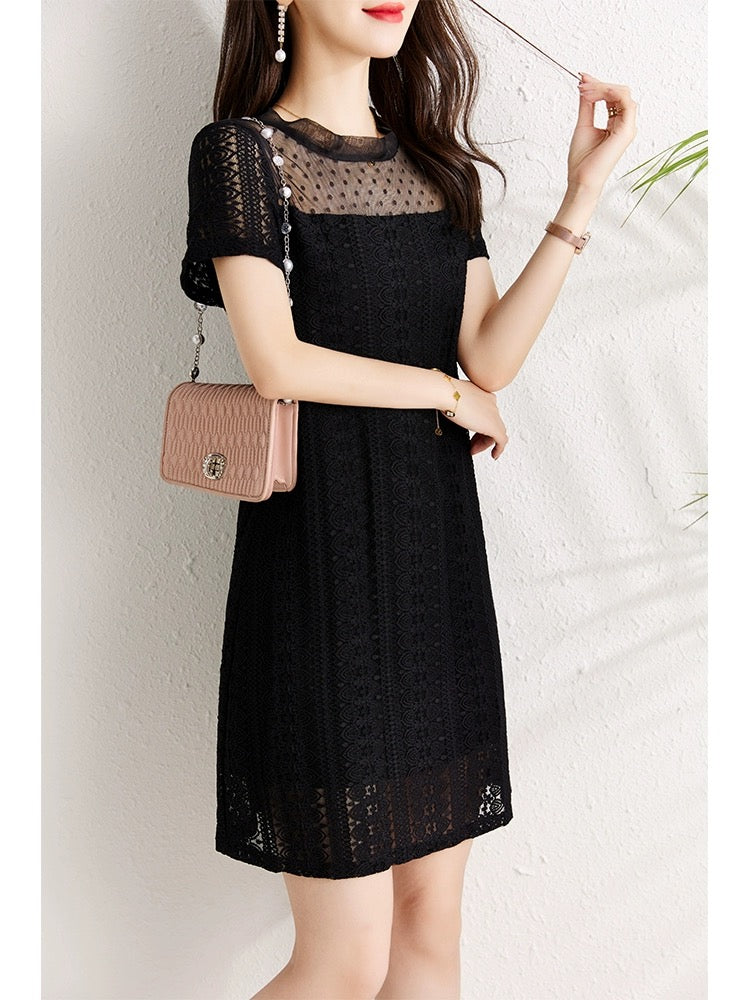 Black lace dress for women summer 2024 new style, belly-covering, slimming, slightly chubby mm design, unique lace skirt