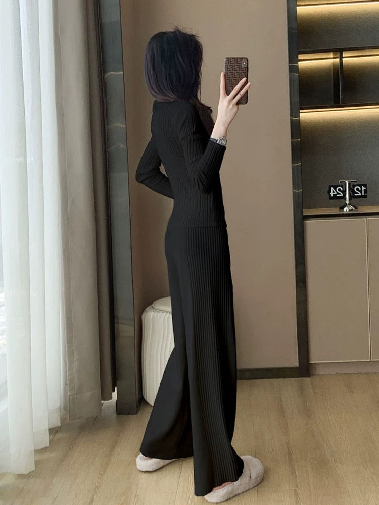 Casual fashion, age-reducing temperament, socialite's slim fit knitted top, sports wide-leg pants two-piece suit, women's autumn style, fashionable