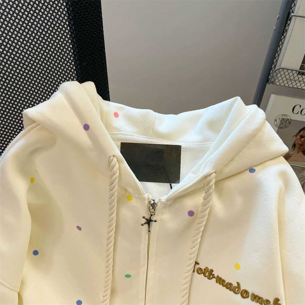 Cute milk apricot polka dot bear sweater jacket for women in spring and autumn, loose and stylish, unique and chic hooded cardigan top