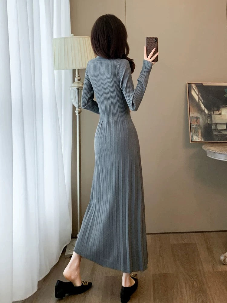 Gray knitted dress for women in autumn and winter, slimming with bottoming sweater, long skirt, high-end, super pretty and elegant skirt