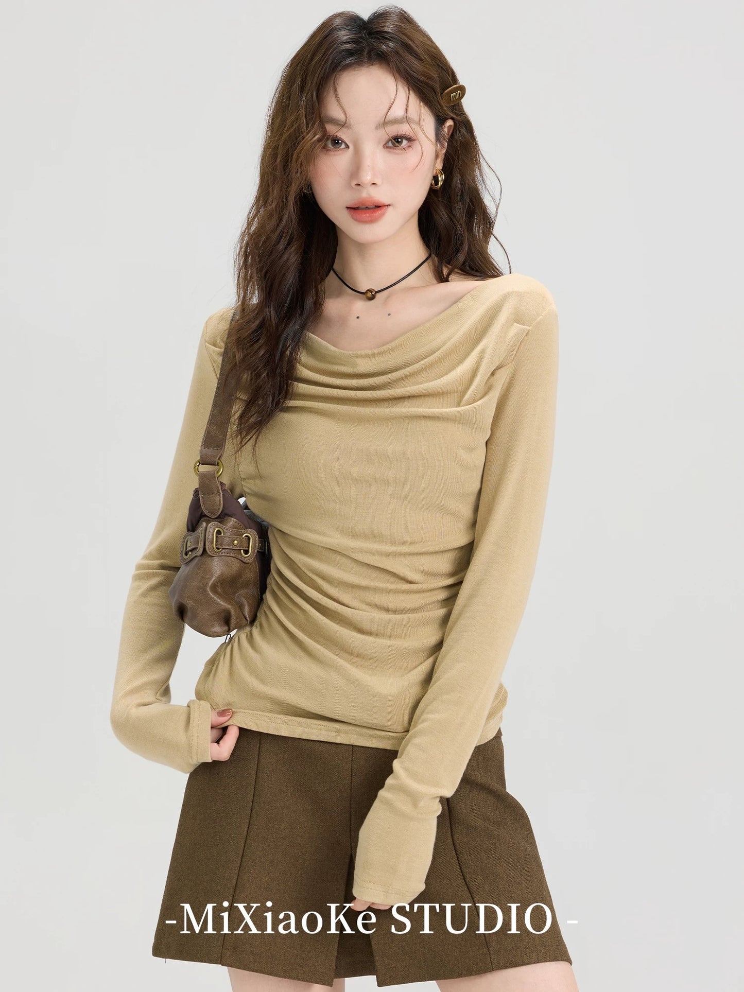 Mi Xiaoke American retro long-sleeved T-shirt for women in early autumn, bottoming shirt, niche design, slim fit, short top