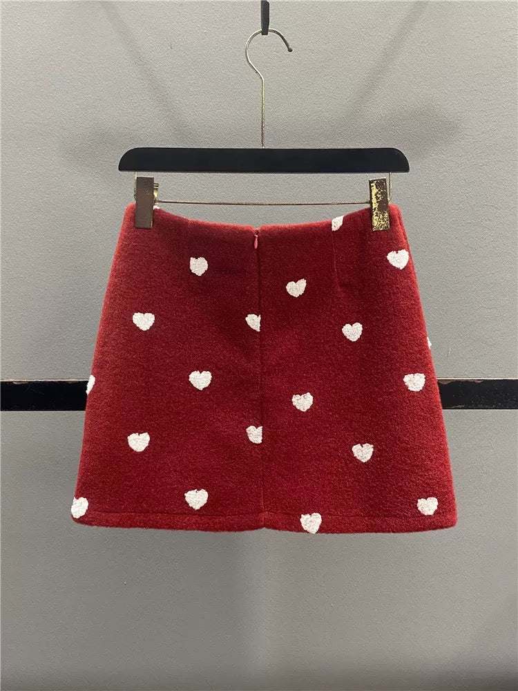 Red heart-patterned wool midi skirt, women's 2025 autumn/winter new Korean style, age-reducing, slimming, versatile A-line bodycon mini skirt.