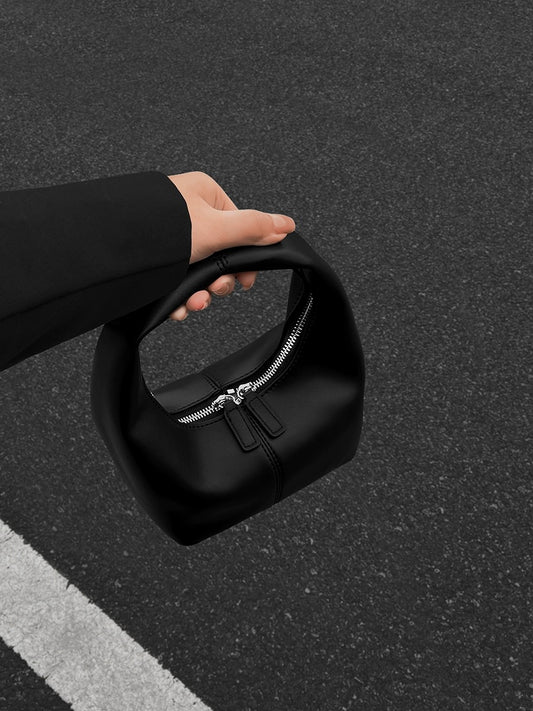 Niche design bags for women 2024 new spring and summer versatile fashion light luxury niche high-end portable bucket bag