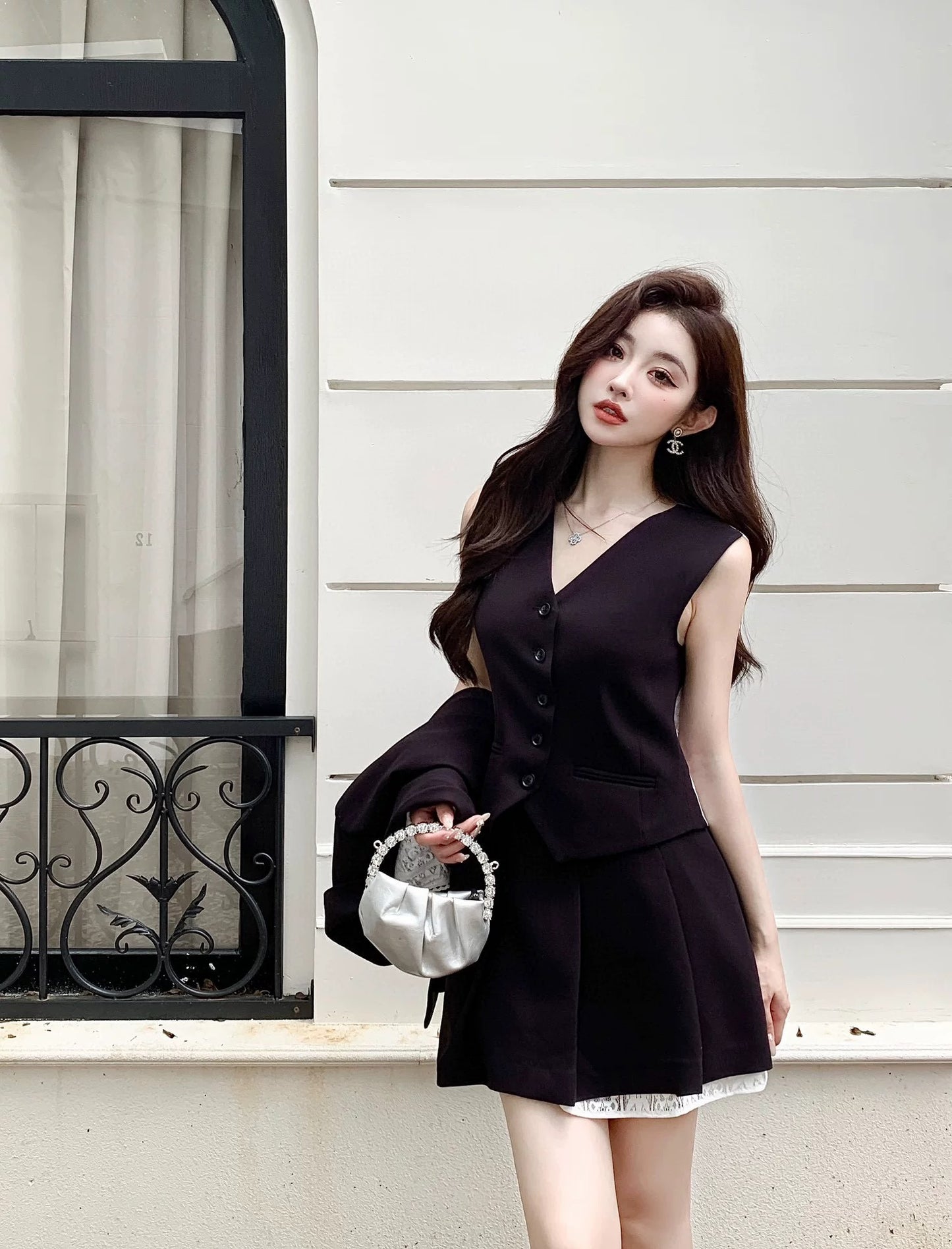 European designer lace splicing loose temperament blazer vest vest pleated skirt big heroine three-piece suit