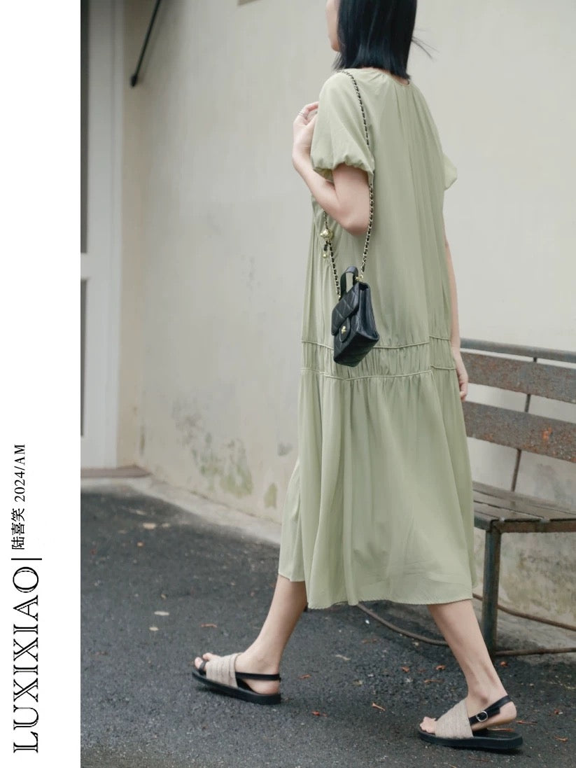 LUXIXIAO dress 2025 new loose puff sleeves V-neck design long skirt Korean version A-line skirt female summer