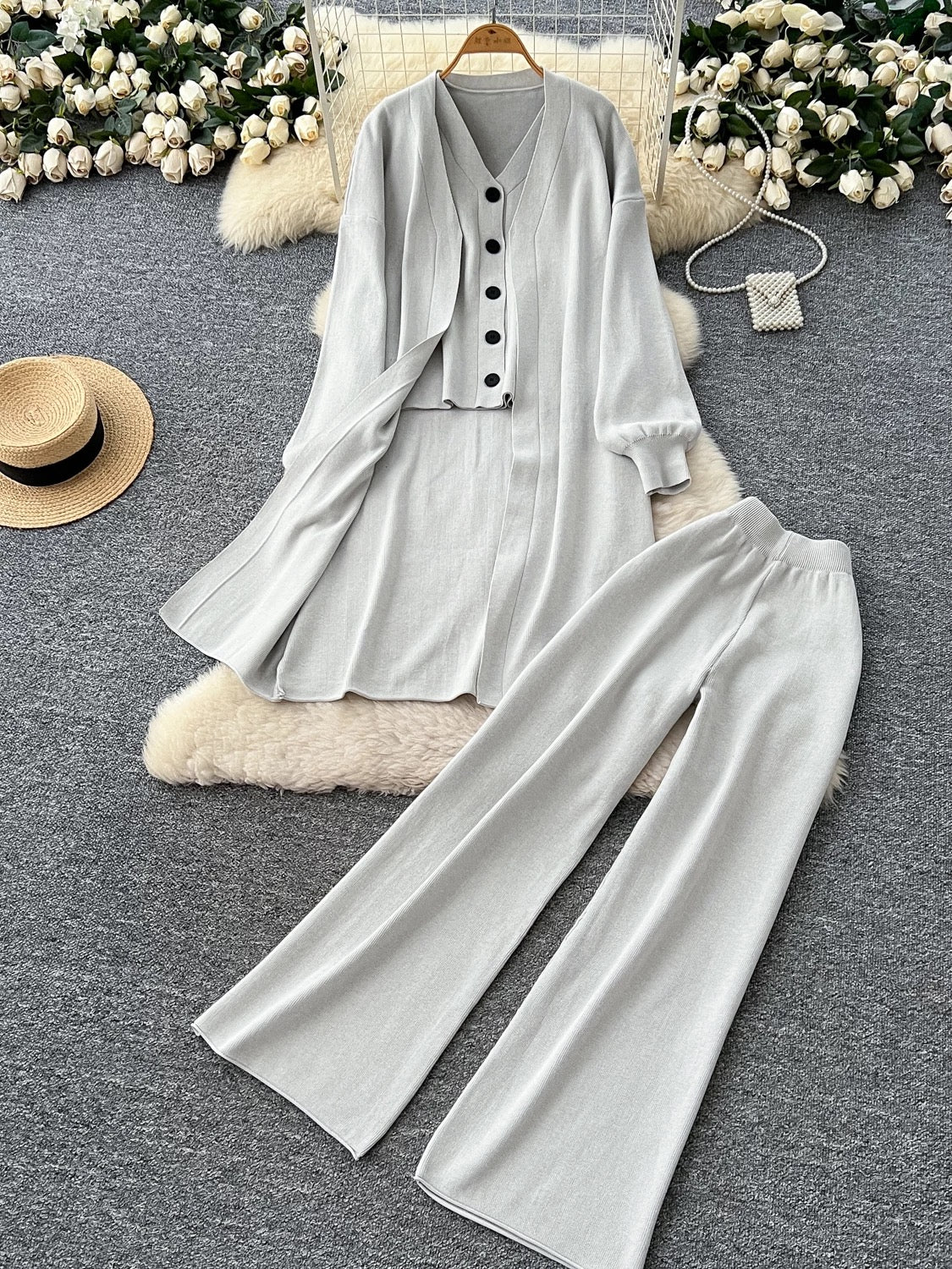 Lazy and relaxed suit for women, sleeveless inner wear knitted vest, loose outer wear sweater cardigan jacket and high waist trousers