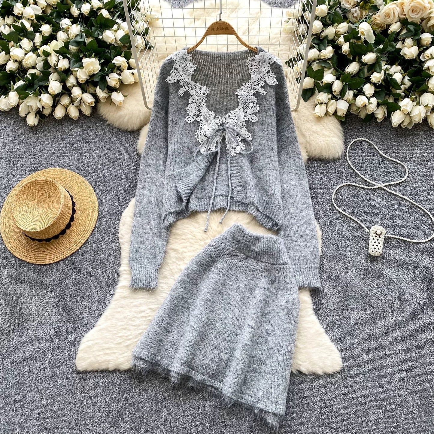 Temperament two-piece suit for women in autumn, gentle style, lace stitching, long-sleeved knitted cardigan, sweet high-waisted skirt