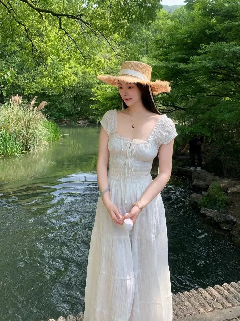 Xu Ruizhi and Ma Sichun's million-like approval model UO little white dress white moonlight pure cotton pleated square collar dress long dress