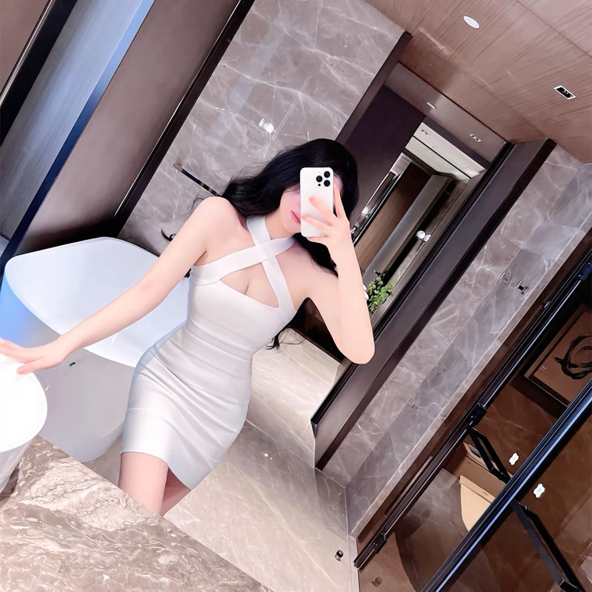 white cross sexy wrap hip dress tight dress Lee Nhi Boutique white cross sexy wrap hip dress tight dress Lee Nhi Boutique