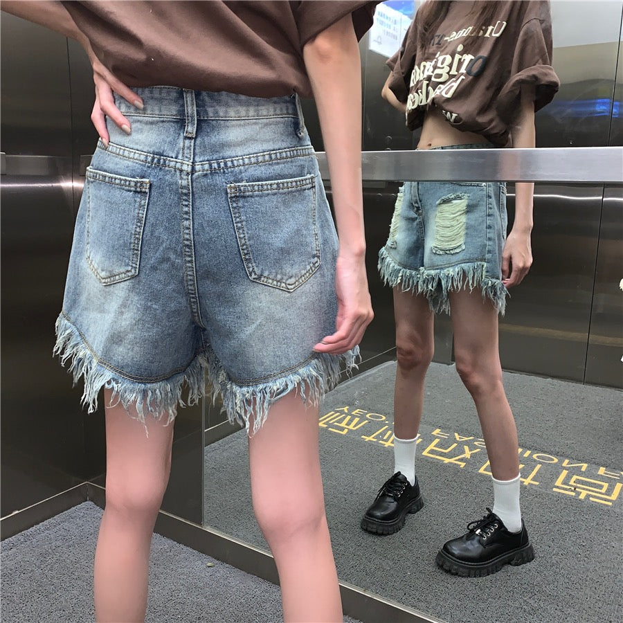 Retro distressed jeans women's design feeling niche ripped shorts shorts summer hot girls hot pants high waist pants trendy
