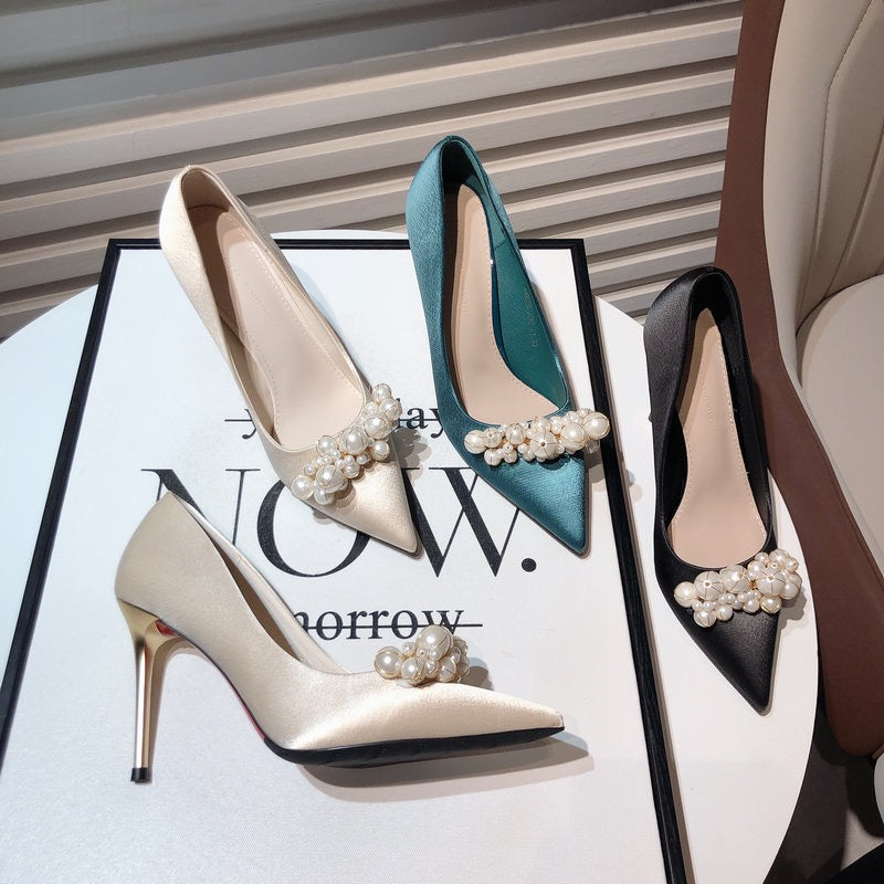 Satin high-heeled dress shoes 2022 autumn new Korean style French fairy style pearl pointed toe stiletto single shoes wedding shoes