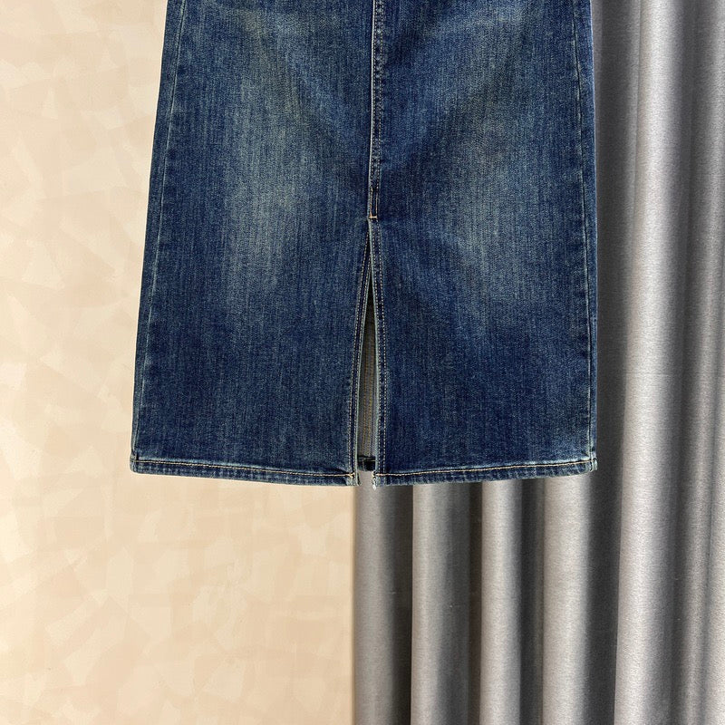 Dark denim skirt women's mid-length autumn new slim fit and thin front slit high waist a-line bag hip skirt