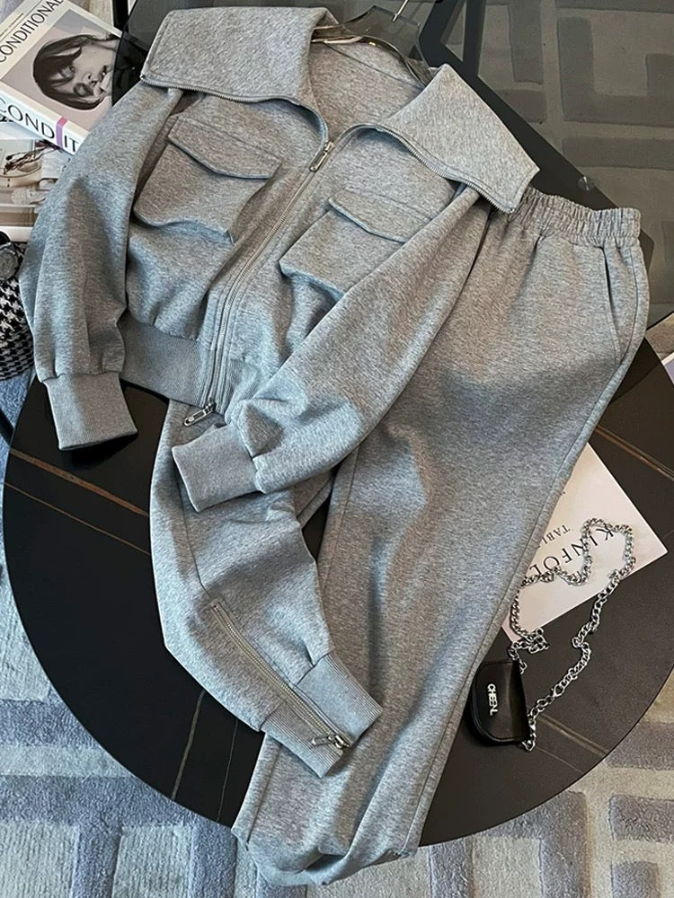 European station sports and leisure suit women's autumn 2022 new fashionable foreign style lapel sweater fashionable fried street two-piece set