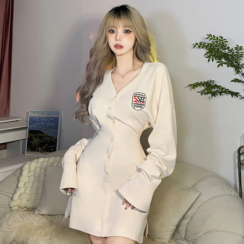 #Sisjuly# American sweet cool girly style vibe single-breasted pleated waist V-neck letter label dress female