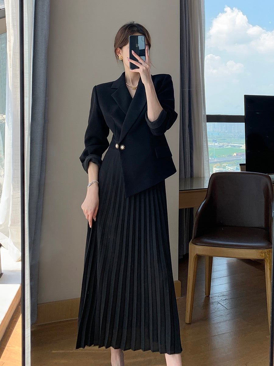 Guoge customized black dress female 2023 spring new suit collar waist thin temperament fake two pleated skirts