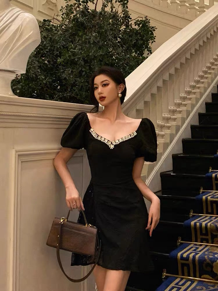 Light luxury black puff sleeve dress summer 2022 new women's lace stitching design sense niche waist skirt2765