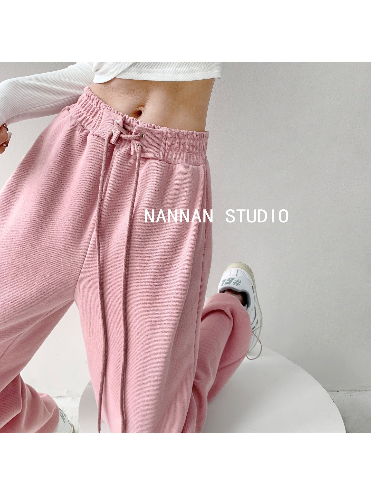 Zhang Xiaonai age-reducing hot girl pink drape loose sports pants women's spring and summer drawstring high-waisted foot-mopping trousers