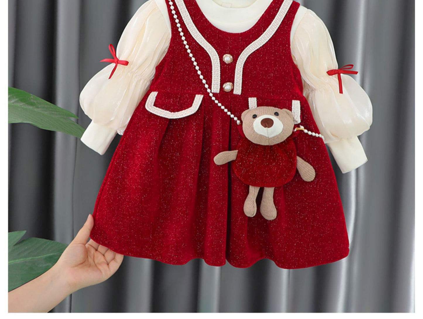 Girls' winter dress children's red princess dress autumn and winter baby New Year's dress winter one-year-old dress girl treasure