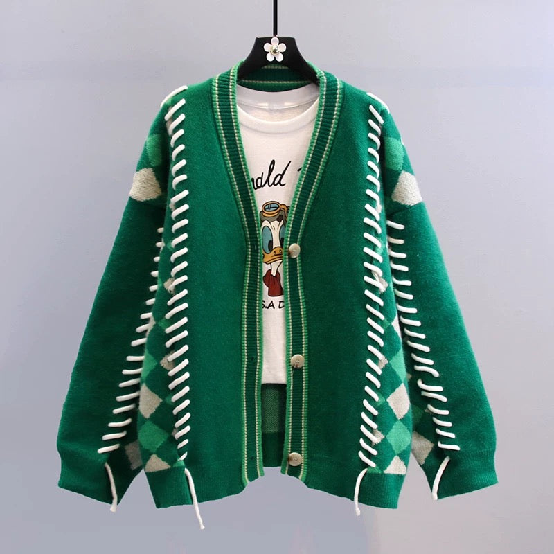Retro checkerboard design sweater jacket women's winter 2022 new loose and lazy style contrast color knitted cardigan