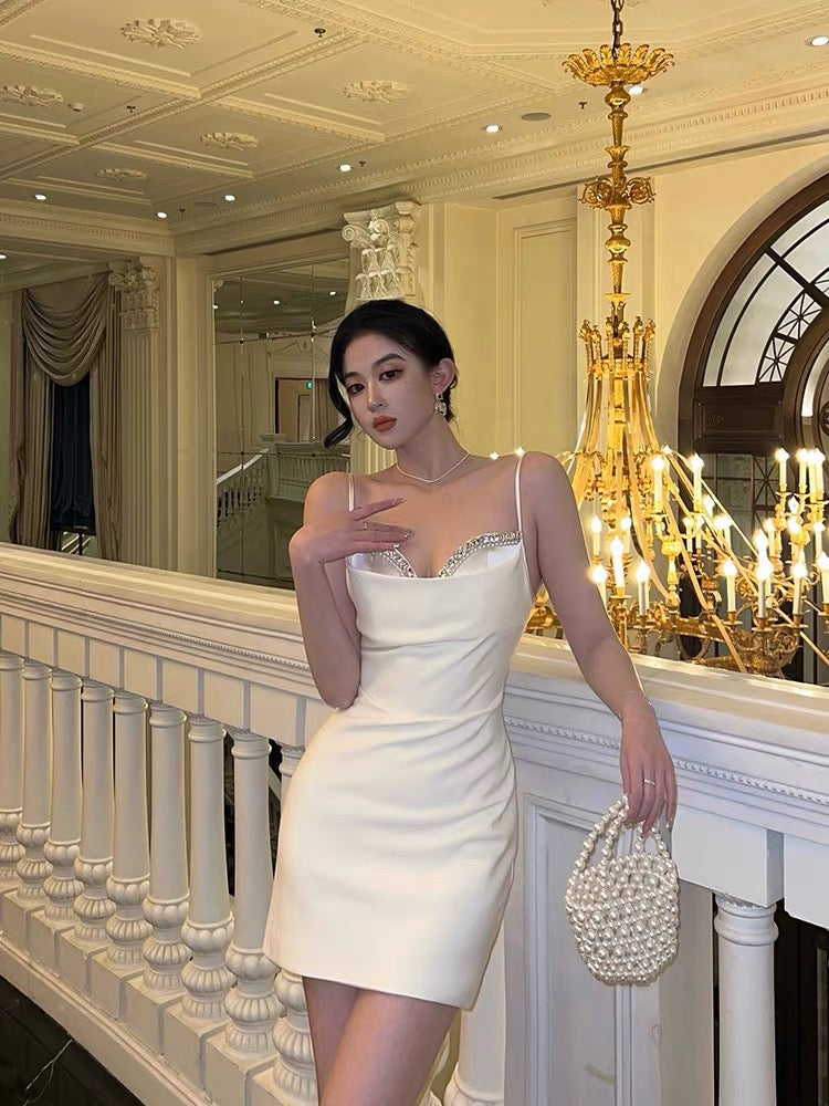 Sexy white suspender dress female summer pure desire style chic stunni Lee Nhi Boutique Sexy white suspender dress female summer pure desire style chic stunni Lee Nhi Boutique