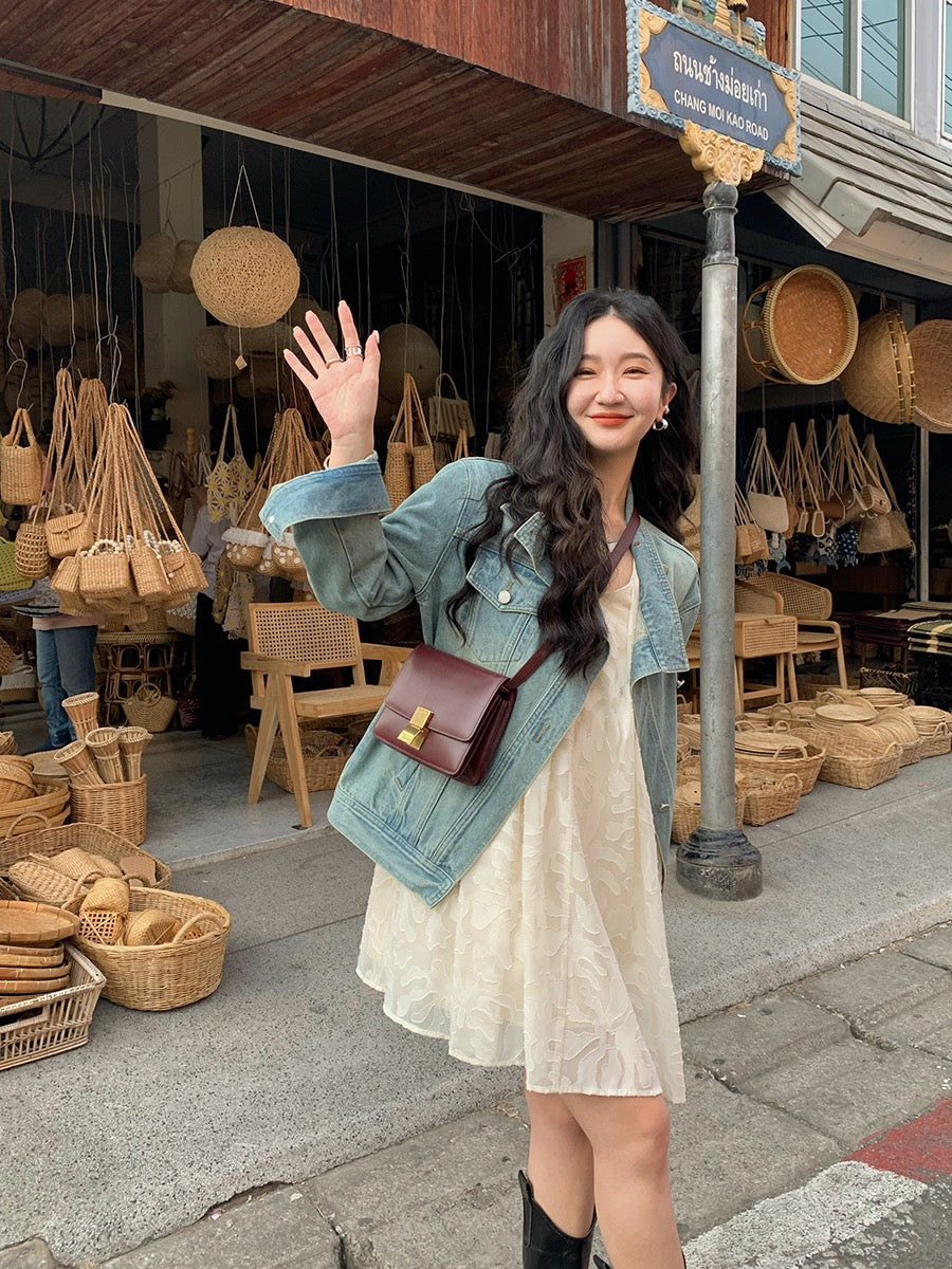 Ren Xiaoyi rice white jacquard skirt tea break French v-neck dress female niche design loose doll skirt spring