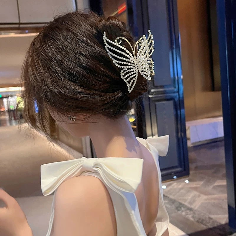 Dream Butterfly ~ High-quality pearl flash drill butterfly big catch clip female back head hairpin shark clip hair accessories summer