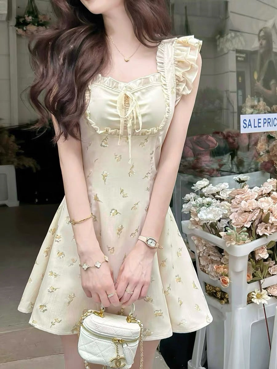 Q Women's Home To Alice/French Milk Sweet Flying Sleeve Dress 2022 Floral Sleeveless High-quality Sling Dress
