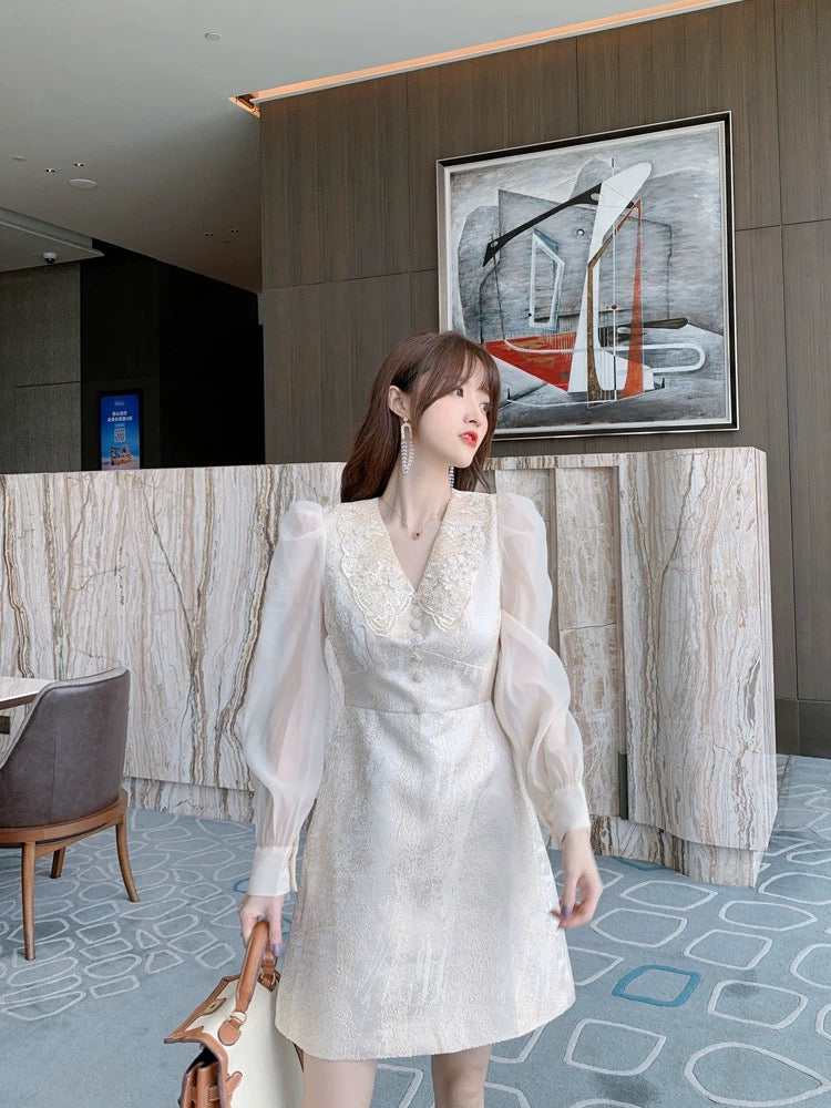 European station small dress temperament celebrity a-word small light luxury dress autumn age-reducing beautiful western-style skirt 1540