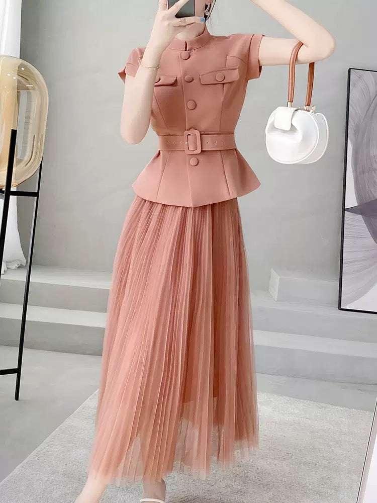 Original design casual mesh skirt suit women's summer high-end temperament bean paste powder sleeveless top two-piece skirt 1824