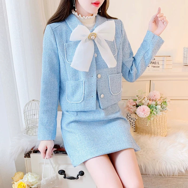 Small fragrance suit female celebrity temperament 2022 autumn and winter new bow tweed coat skirt two-piece set