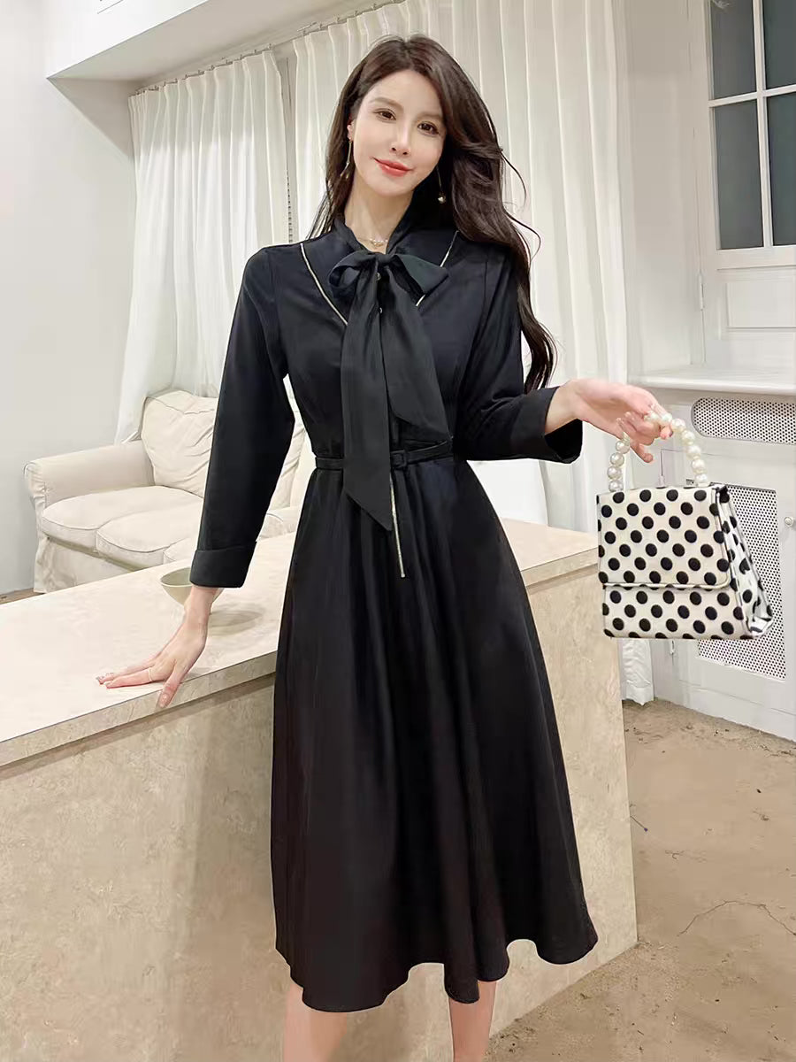 2022 autumn new temperament long-sleeved high-end waist-slung ladies slim and slim niche design A-line dress women 1940