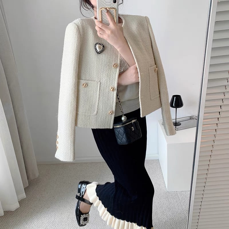 CHICROOM rice white small fragrance coat women's autumn and winter small round neck temperament ladies short woolen coat