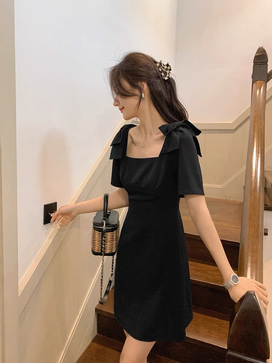 Guoguojia French square-neck dress women's summer new waist and slim temperament a-line skirt high-waisted skirt 11