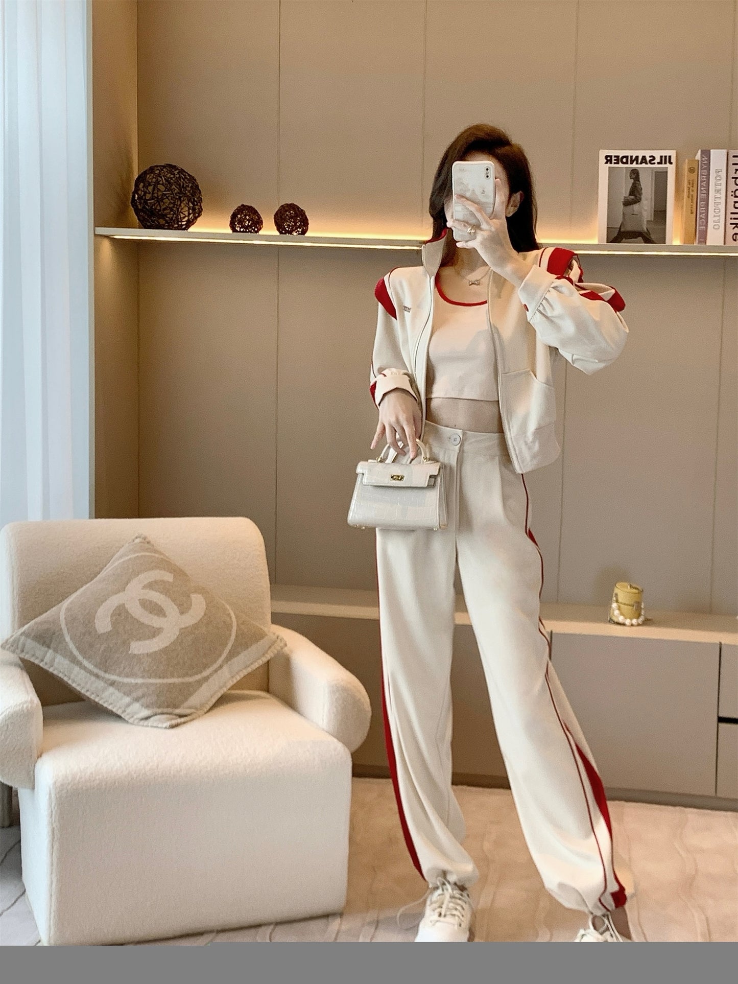 Casual fashion suit women's autumn and winter 2022 new temperament high-end western style fashionable sports pants two-piece set