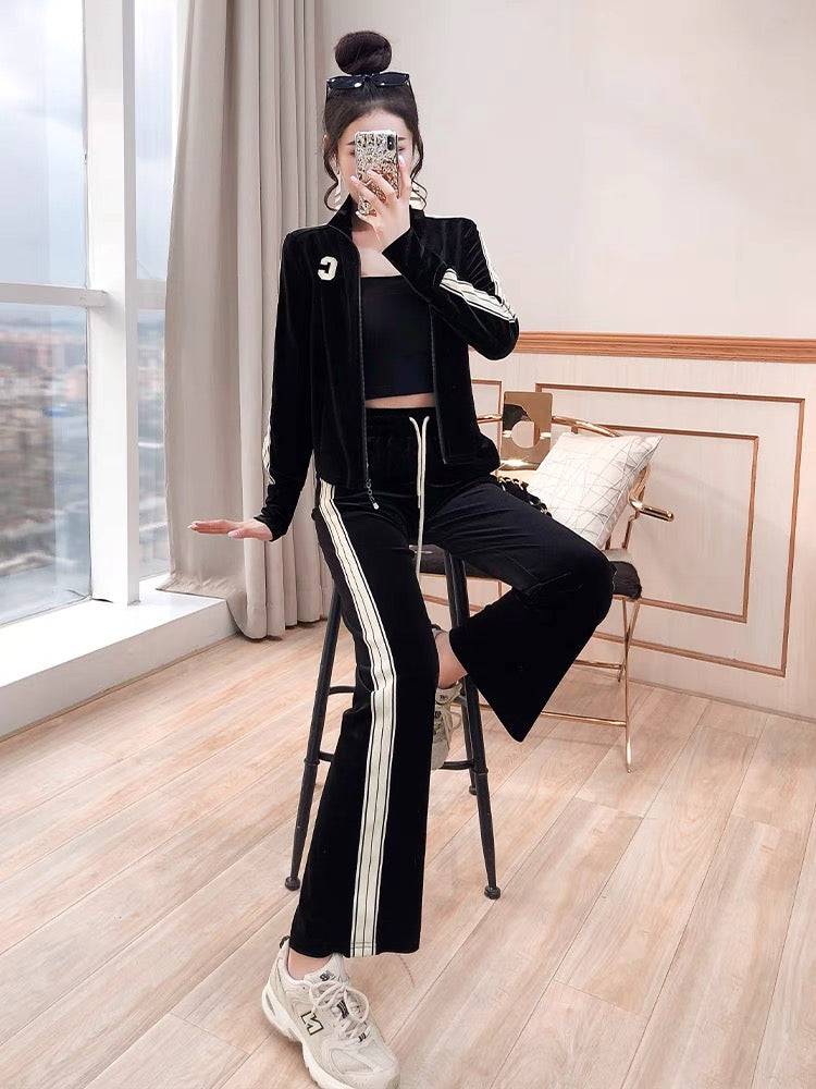 Sweater suit winter 2022 new autumn light luxury temperament top trousers two-piece mature royal sister women's suit