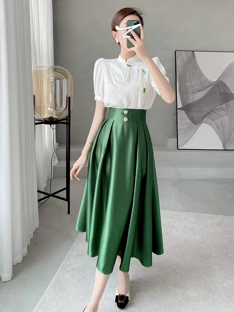 Early autumn cold women's clothing small country style ladies temperament is thin and meat-covering high waist green skirt two-piece suit 1827