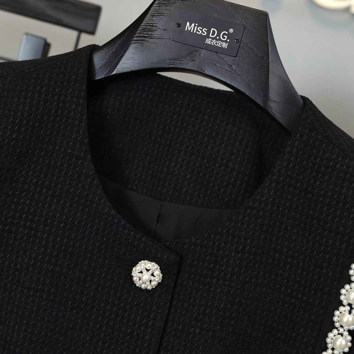 Miss DG small fragrance suit autumn new heavy industry beaded tweed jacket slim little black dress two-piece set 1703