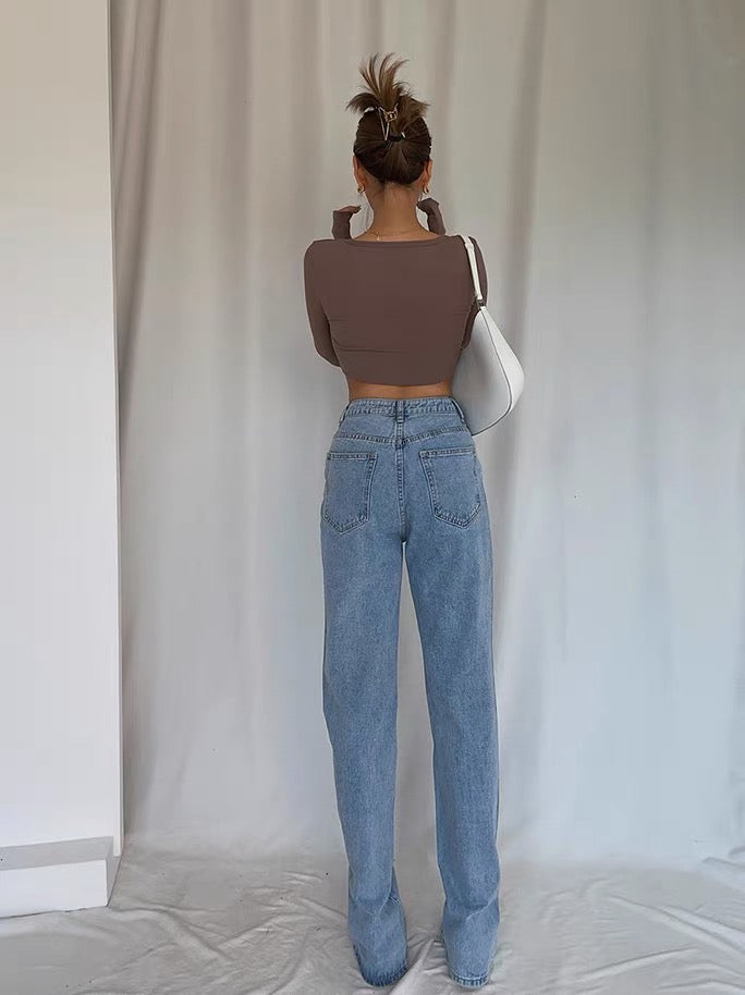Handsome, cool, stylish, long-legged, visual sense, front slit, high-waisted jeans, floor-mover trousers