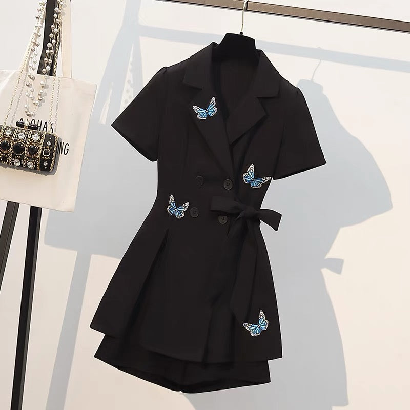 Large size women's clothing 2022 summer new fat sister slim suit dress shorts age-reducing western style two-piece suit