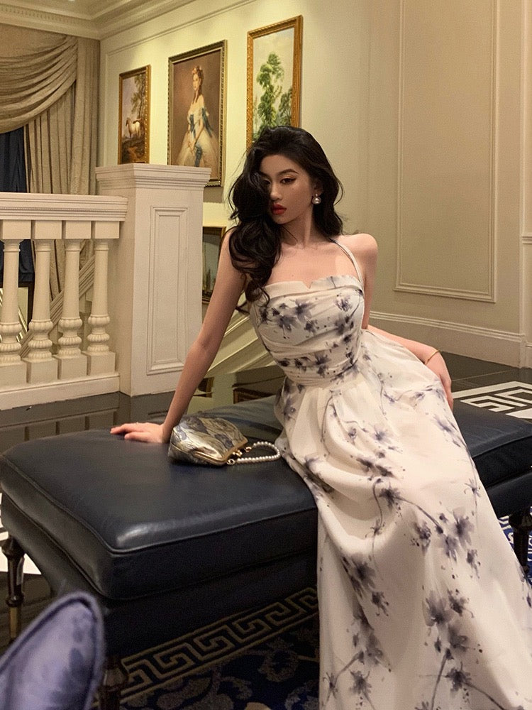 French Floral Halter Neck Dress 2023 Women's New Style Beautiful Gentle Temperament Slim Waist Slim Niche Design Long Dress