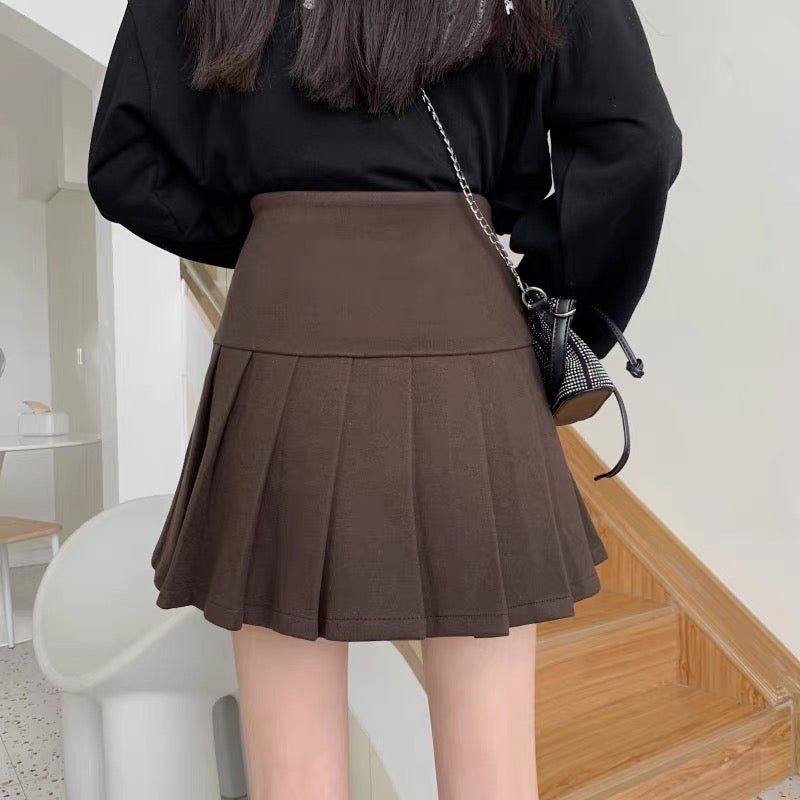 Large size irregular pleated skirt short skirt women's crotch cover carefully machine design sense niche double-breasted pleated skirt