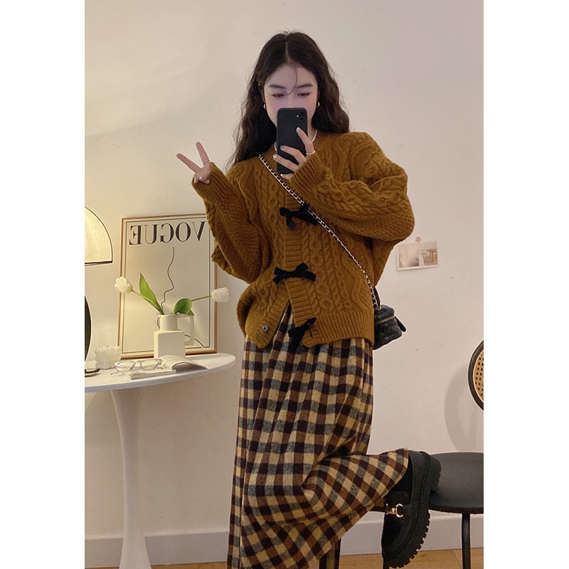 Bowknot thickened sweater women's autumn and winter 2022 new design loose long-sleeved twist-knit cardigan