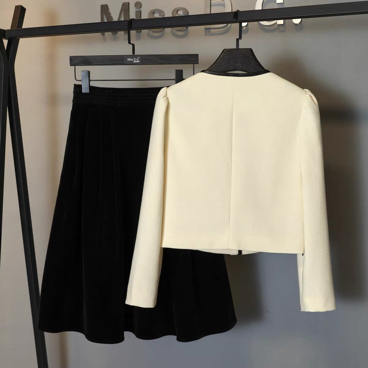 Miss DG small fragrance suit women's autumn 2022 new temperament ladies daughter jacket slim skirt 1705