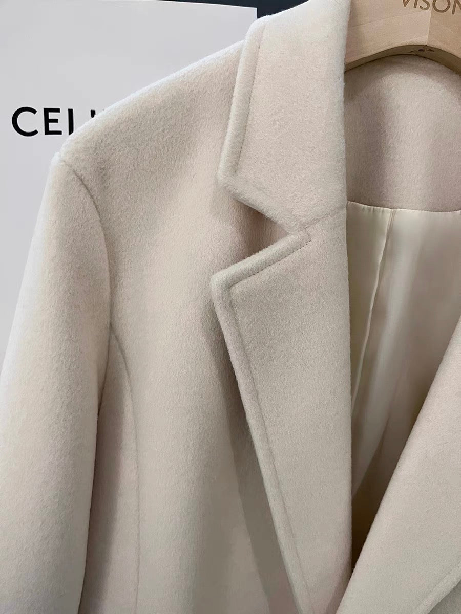 Off-white woolen thickened suit jacket women's 2022 autumn and winter new products slim lady temperament goddess Fan Dong