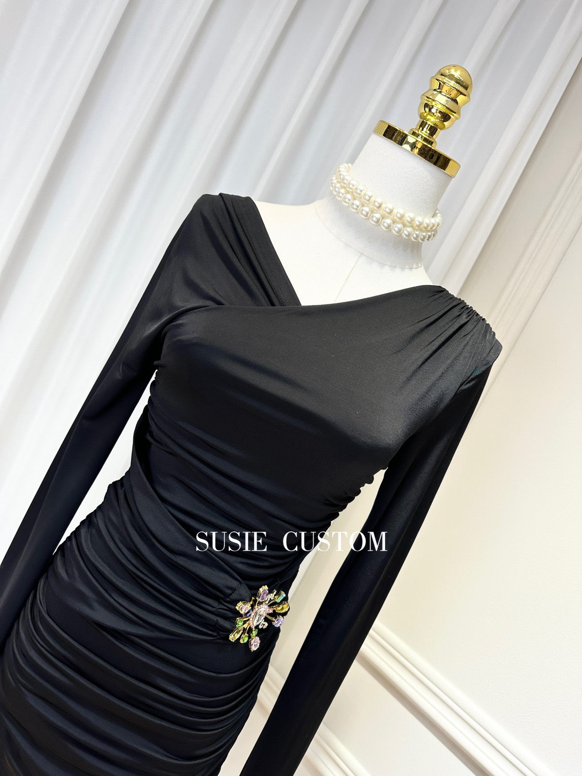 High custom design V-neck strapless dress