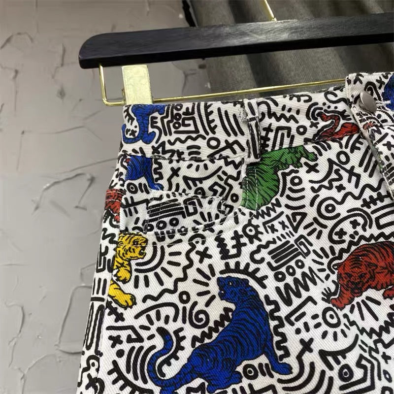 2022 autumn new fashion personality abstract pattern A-line short skirt hot girl bag hip skirt denim skirt female Q112